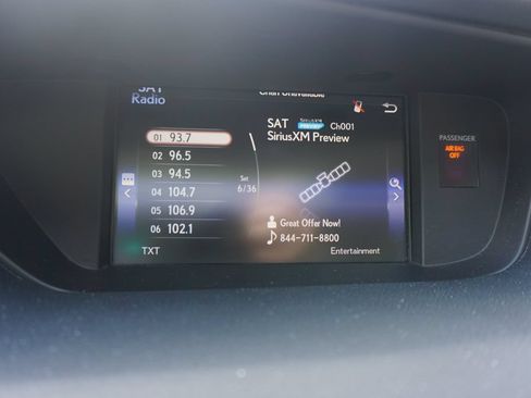 Used 2016 Lexus ES 350 w/ Premium Package w/Wood Trim FWD image 9