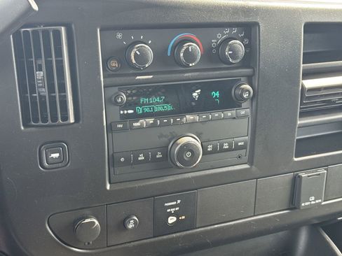 Used 2024 GMC Savana 2500 w/ Driver Convenience Package image 23