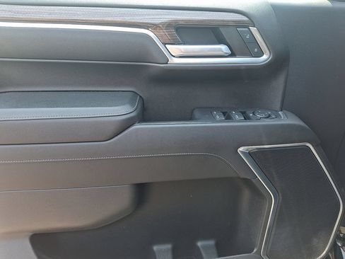 Used 2022 Chevrolet Silverado 1500 RST AWD/4WD image 13