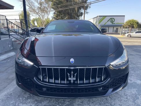 Used 2020 Maserati Ghibli RWD image 2