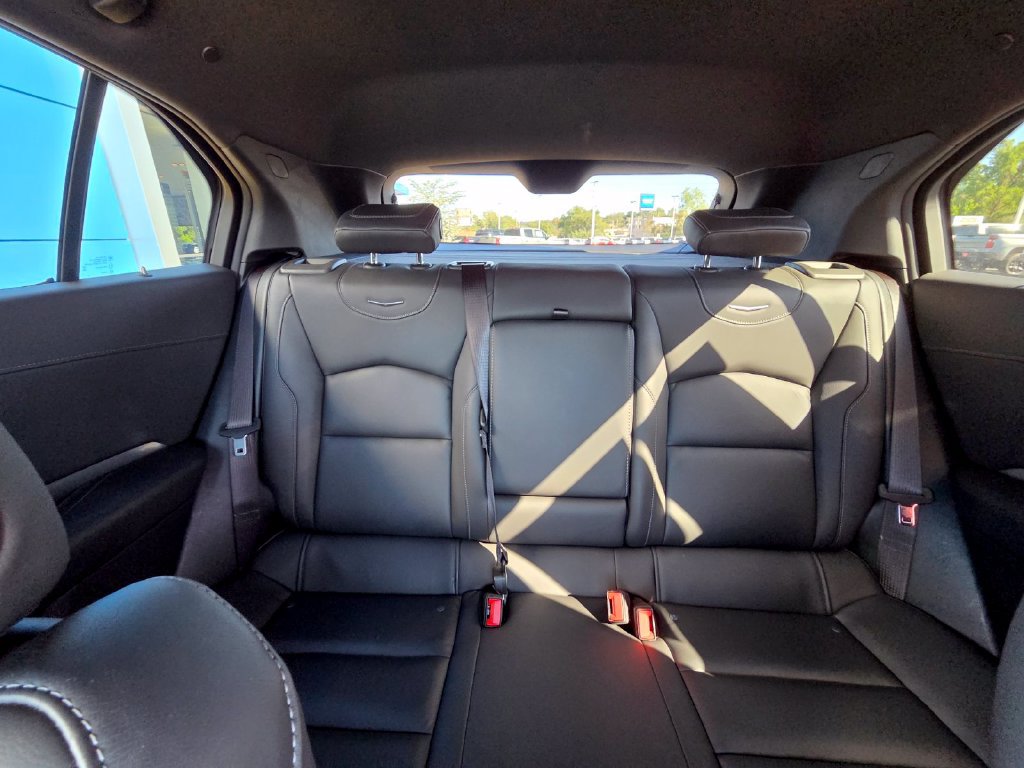 Used 2025 Cadillac XT4 Premium Luxury AWD/4WD image 25