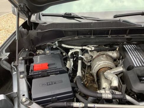 Used 2020 Chevrolet Silverado 1500 LTZ w/ LTZ Convenience Package AWD/4WD image 15