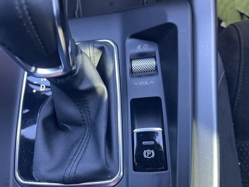 Used 2024 Dodge Hornet R/T Plus AWD/4WD image 24