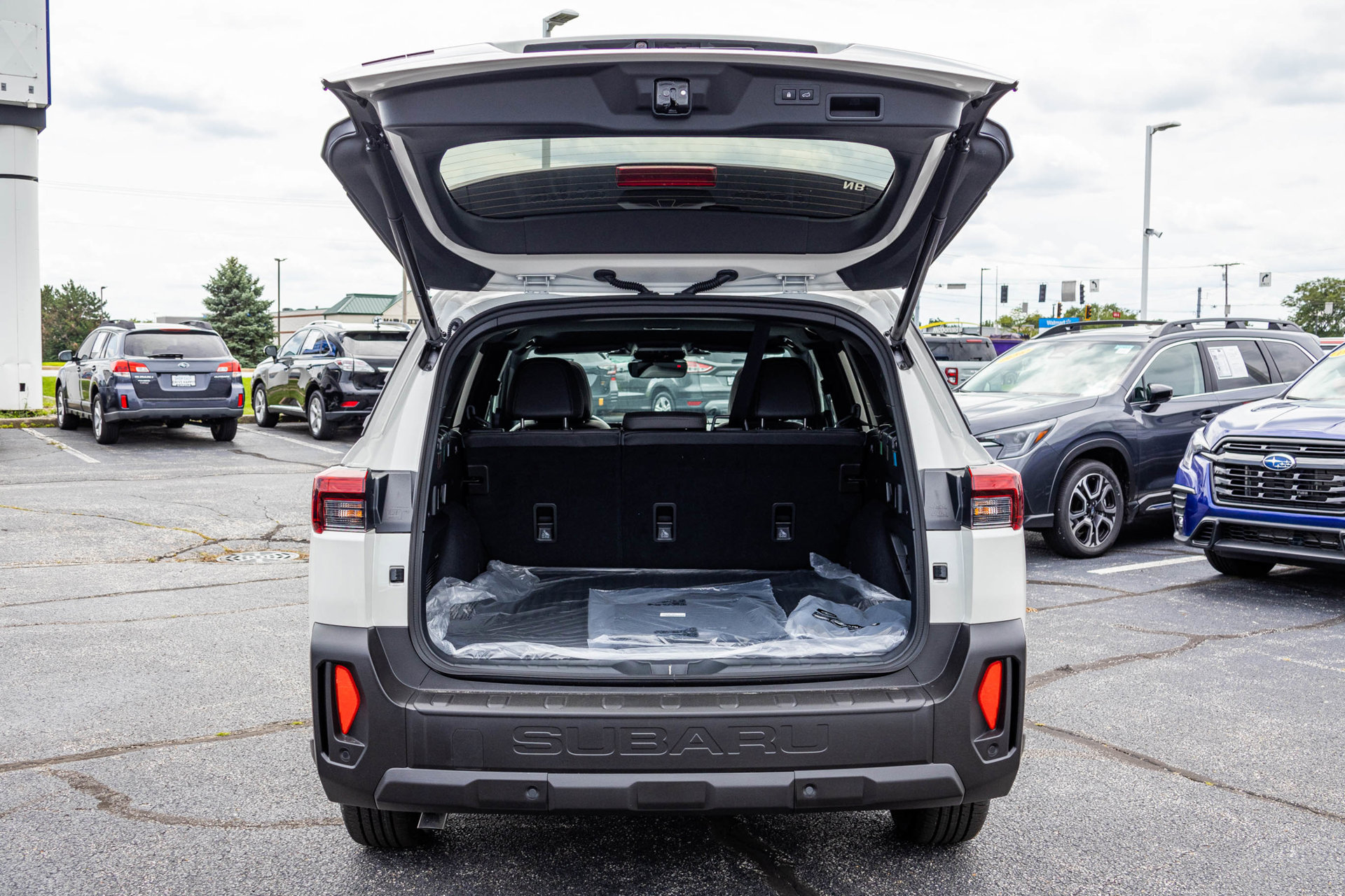 New 2026 Subaru Outback Limited AWD/4WD image 42