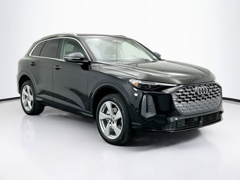 Used 2025 Audi Q5 Premium Plus AWD/4WD image 3