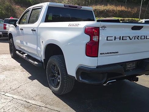 Used 2021 Chevrolet Silverado 1500 LT Trail Boss w/ Bed Protection Package image 5