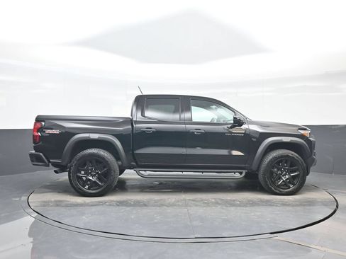 Used 2024 Chevrolet Colorado Trail Boss w/ Technology Package AWD/4WD image 7