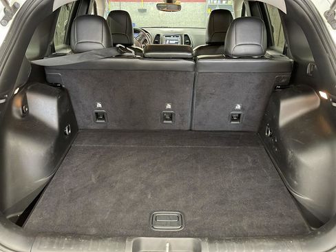 Used 2019 Jeep Cherokee Trailhawk image 7