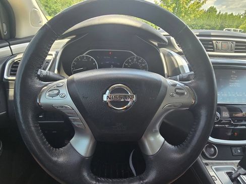 Used 2018 Nissan Murano SL w/ Moonroof Package FWD image 29