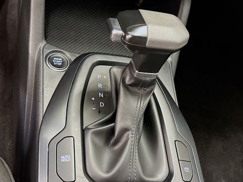 Used 2025 Kia K4 LXS image 25