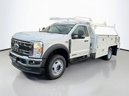 New 2025 Ford F550 4x4 Regular Cab Super Duty image 5