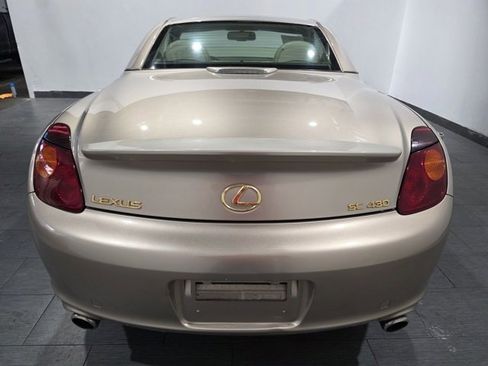 Used 2003 Lexus SC 430 Convertible image 4