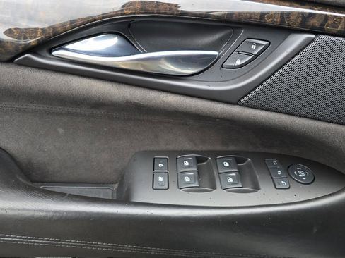 Used 2015 Cadillac Escalade ESV Platinum AWD/4WD image 11