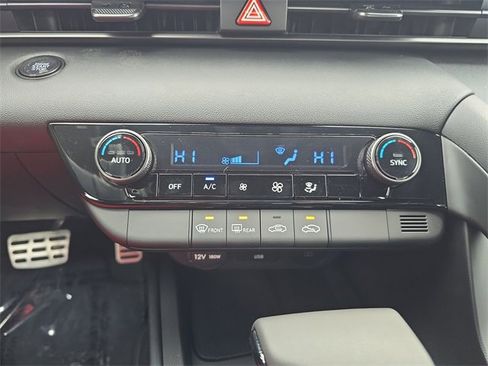 New 2026 Hyundai Elantra Sport image 18