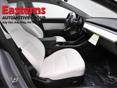 Used 2018 Tesla Model 3 Long Range AWD/4WD image 18