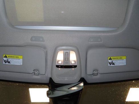 Used 2023 Volvo XC60 B5 Plus AWD/4WD image 46