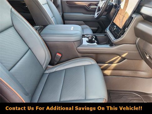 New 2026 GMC Yukon AT4 image 10