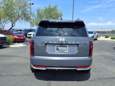 New 2026 Hyundai Palisade Calligraphy FWD image 5