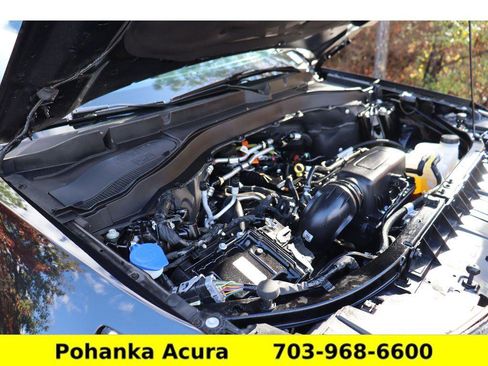 Used 2024 Ford Explorer XLT image 33