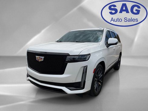 Used 2022 Cadillac Escalade Sport Platinum AWD/4WD image 4