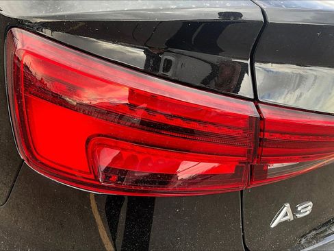 Used 2018 Audi A3 2.0T Premium w/ Convenience Package image 30