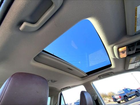 Used 2021 Toyota 4Runner Limited image 14