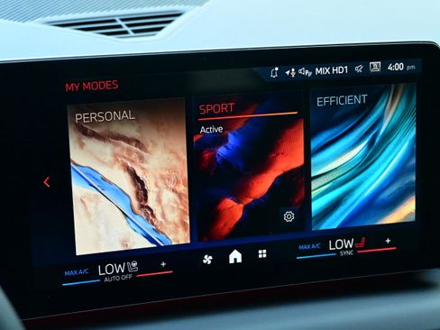 New 2026 BMW 228i xDrive w/ Technology Package image 31