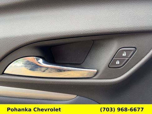 Certified 2023 Chevrolet Bolt EUV Premier FWD image 20