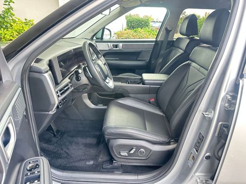 Used 2025 Hyundai Santa Fe SEL image 29