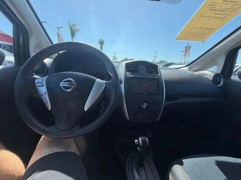 Used 2018 Nissan Versa Note S FWD image 6