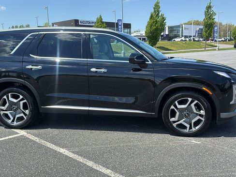 Used 2025 Hyundai Palisade SEL AWD/4WD image 3
