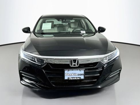 Used 2018 Honda Accord LX image 2