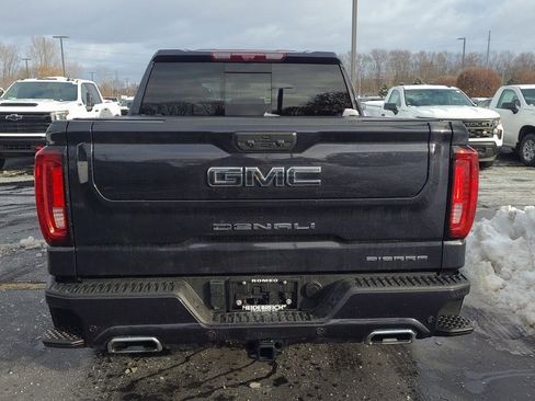 Used 2024 GMC Sierra 1500 Denali Ultimate image 4