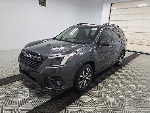 Used 2022 Subaru Forester Limited w/ Popular Package #2 AWD/4WD image 3