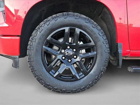 Used 2023 Chevrolet Silverado 1500 Custom w/ LPO, Dark Essentials Package image 23