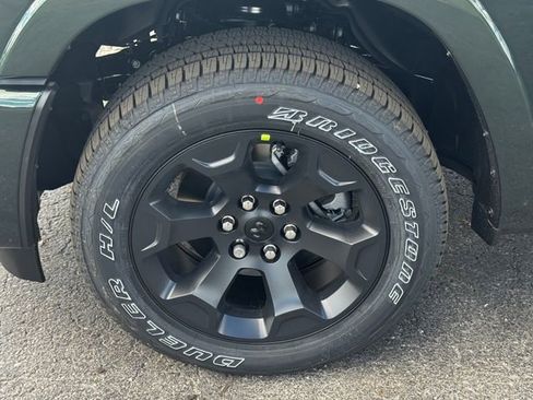 New 2026 RAM 1500 Big Horn AWD/4WD image 10