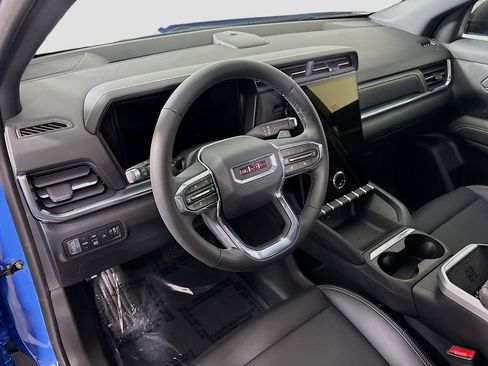 New 2026 GMC Terrain Elevation w/ Elevation Premium Package image 9