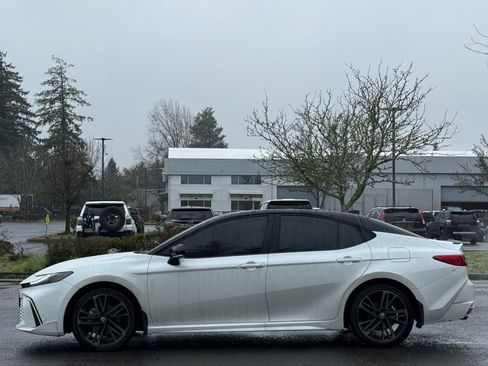 Used 2026 Toyota Camry XSE w/ Premium Package image 2