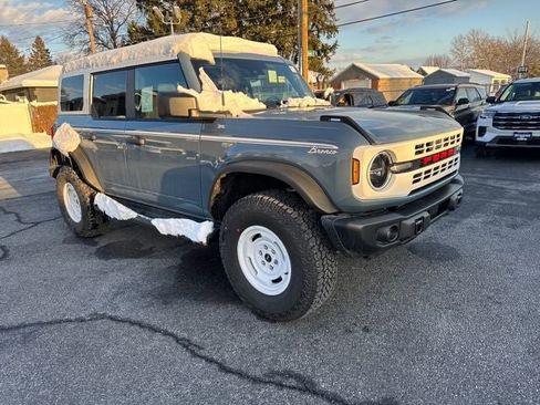 New 2025 Ford Bronco Heritage Edition image 7