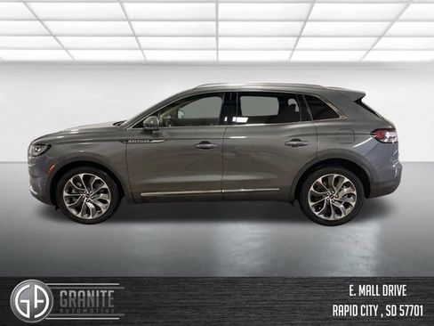 Used 2023 Lincoln Nautilus Reserve w/ Equipment Group 201A image 2