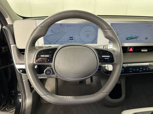 Used 2024 Hyundai Ioniq 5 SEL image 14