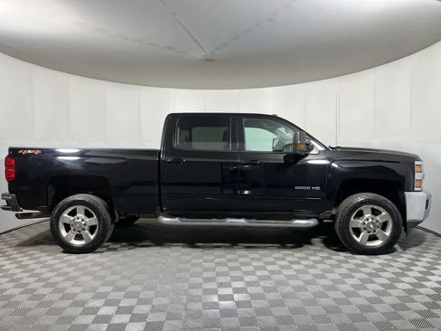 Used 2019 Chevrolet Silverado 2500 LT w/ All Star Edition AWD/4WD image 9