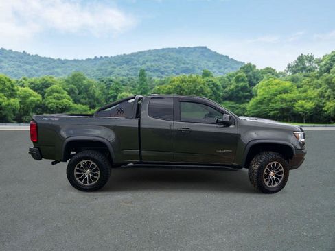 Used 2018 Chevrolet Colorado ZR2 w/ LPO, Premium Interior Package AWD/4WD image 18