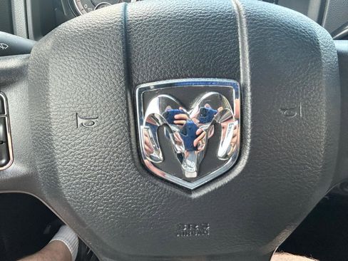 Used 2018 RAM 2500 Tradesman w/ Chrome Appearance Group AWD/4WD image 19