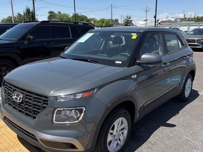 Used 2025 Hyundai Venue SE