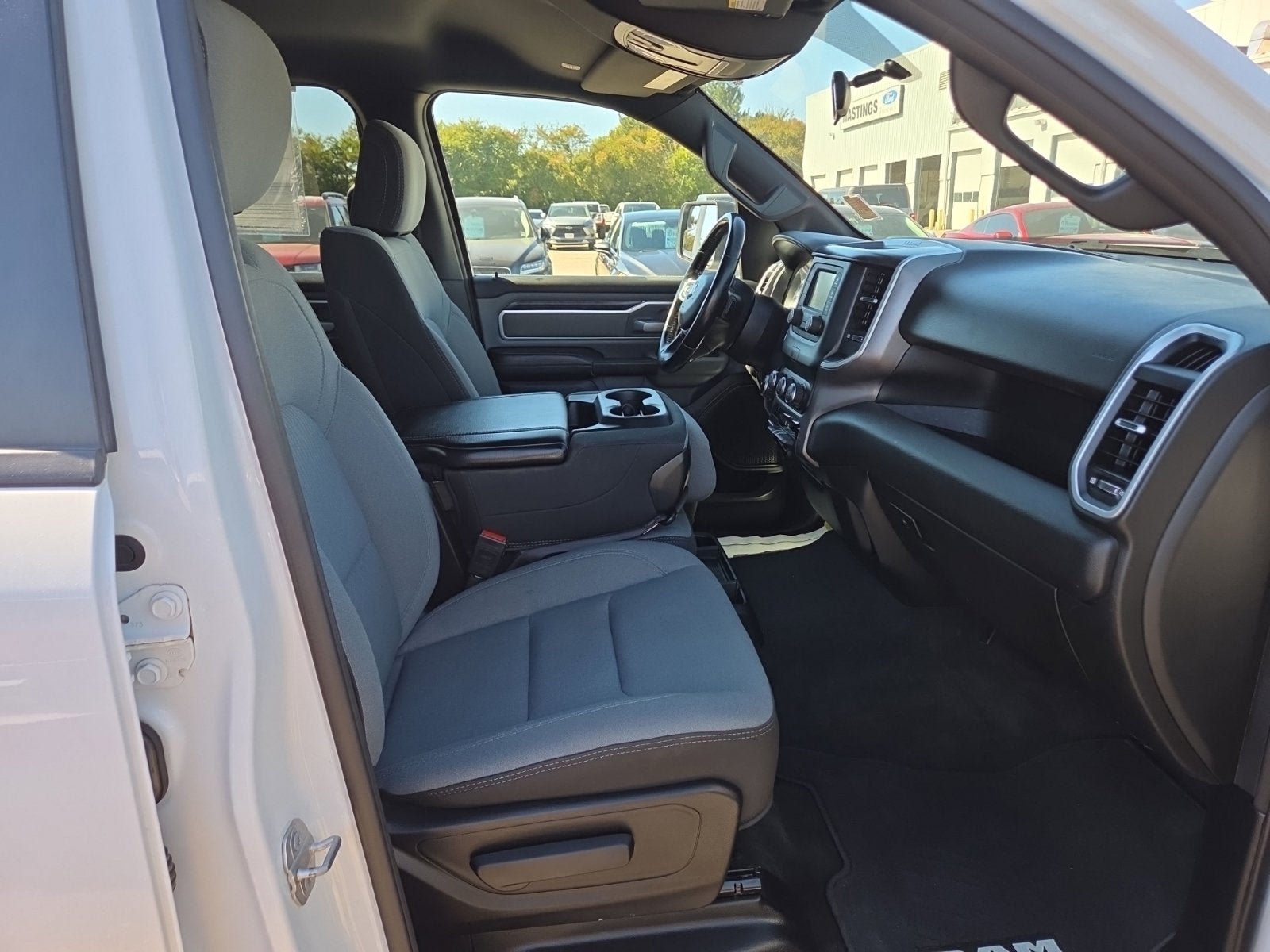 Used 2021 RAM 1500 Big Horn AWD/4WD image 36
