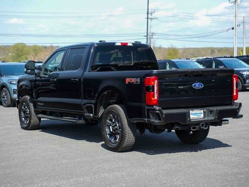 Used 2023 Ford F250 Lariat w/ Lariat Ultimate Package AWD/4WD image 7