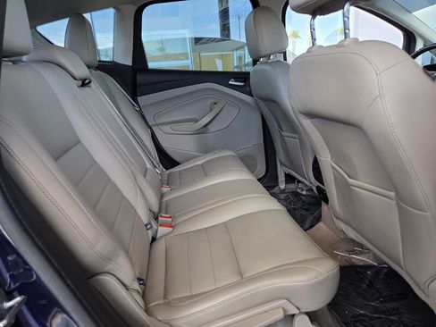 Used 2016 Ford C-MAX Energi SEL w/ Equipment Group 303A FWD image 18