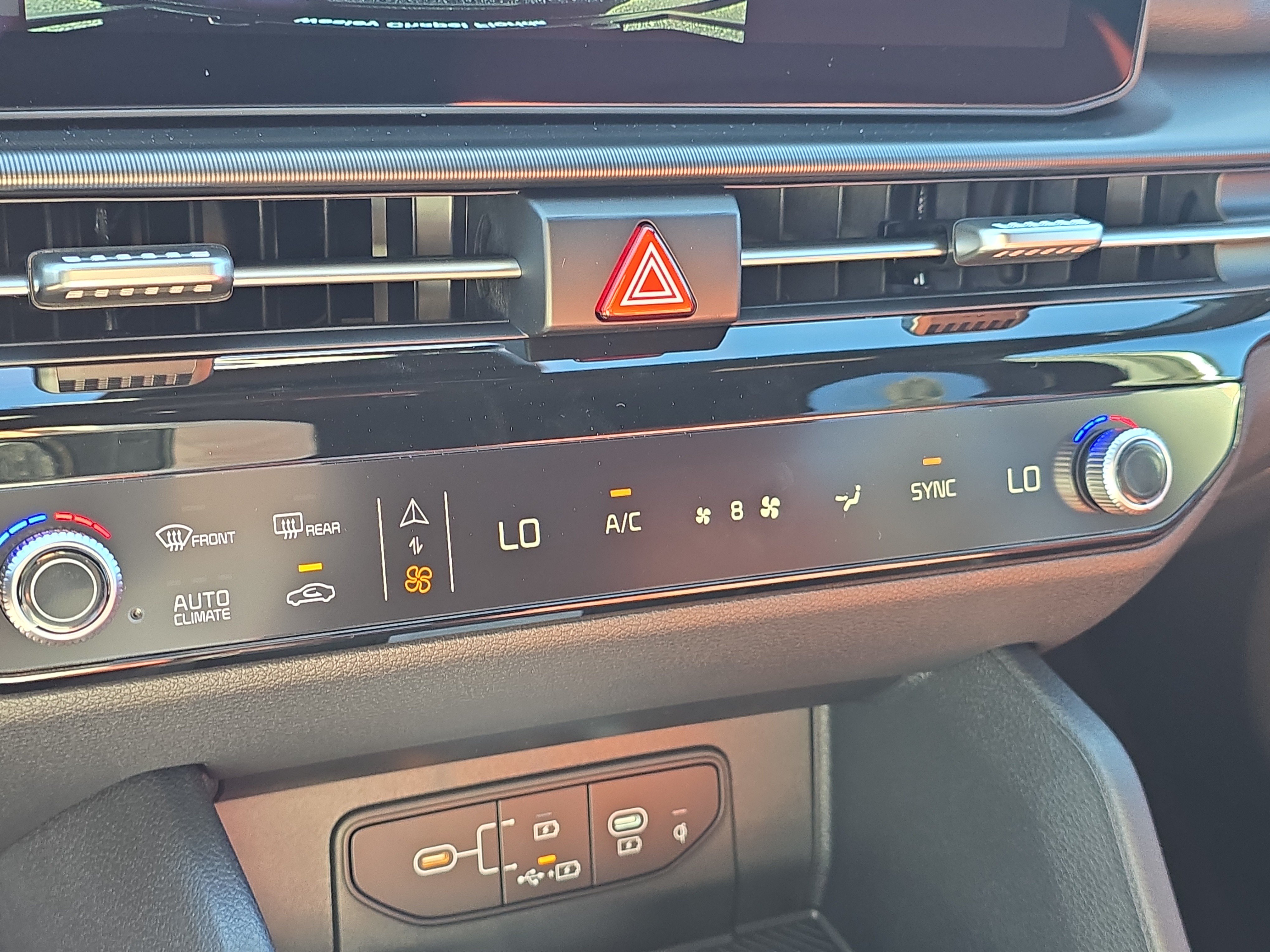New 2027 Kia Sportage SX FWD image 27