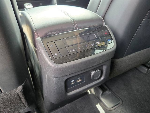 Used 2023 INFINITI QX60 Luxe w/ Cargo Package FWD image 18